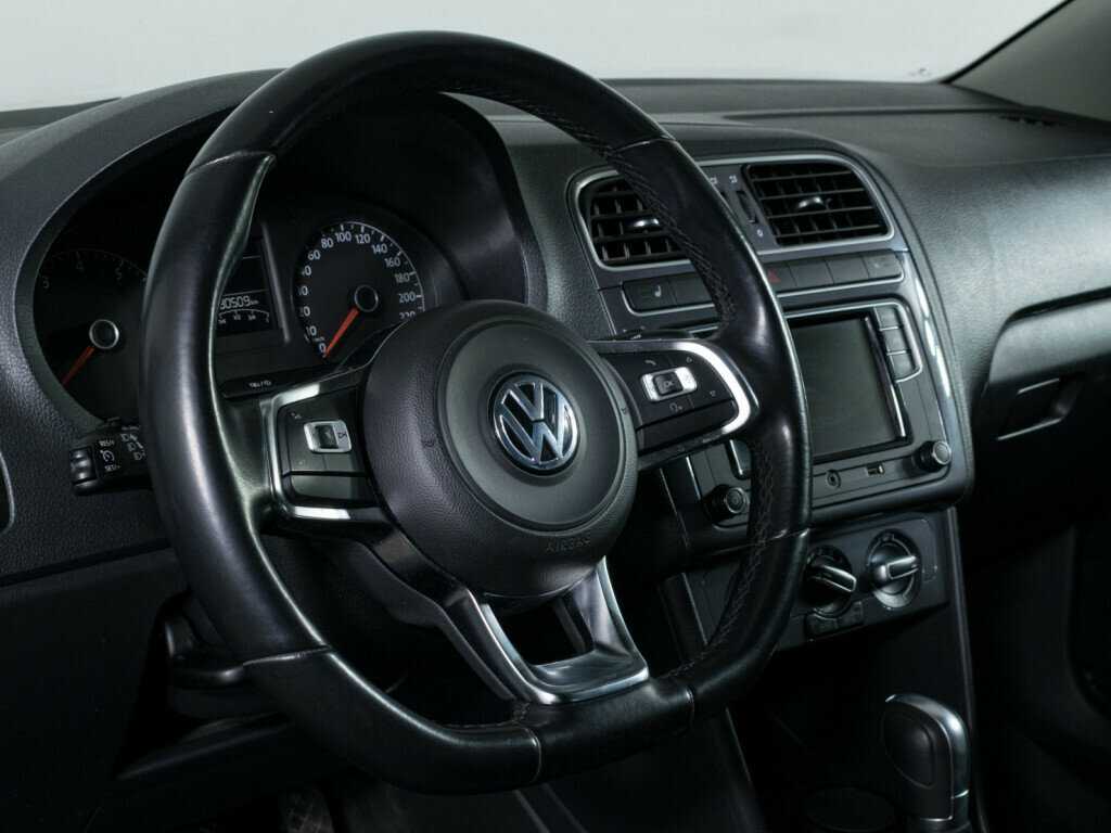 Volkswagen Polo б/у, 2019, Автоматическая. Фото: #11