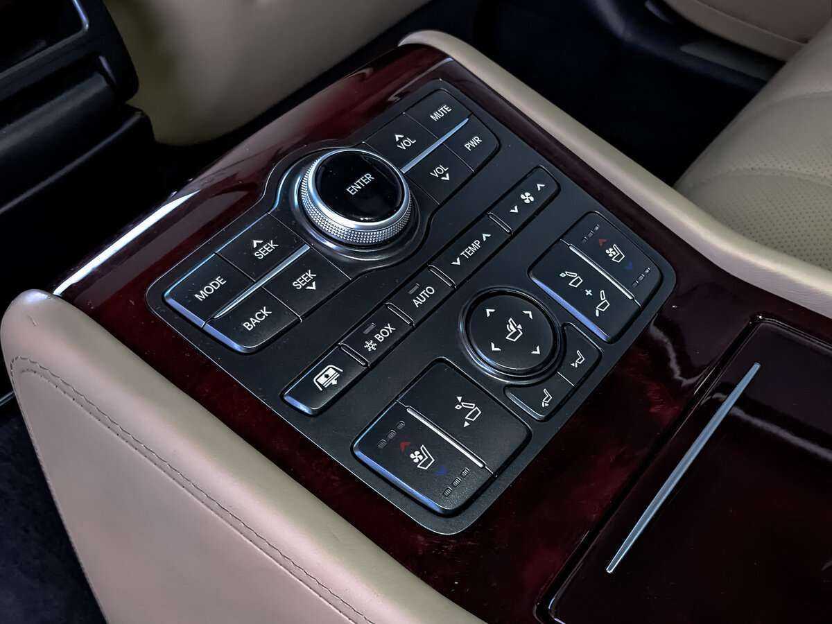 Hyundai Equus б/у, 2012, Автоматическая. Фото: #21