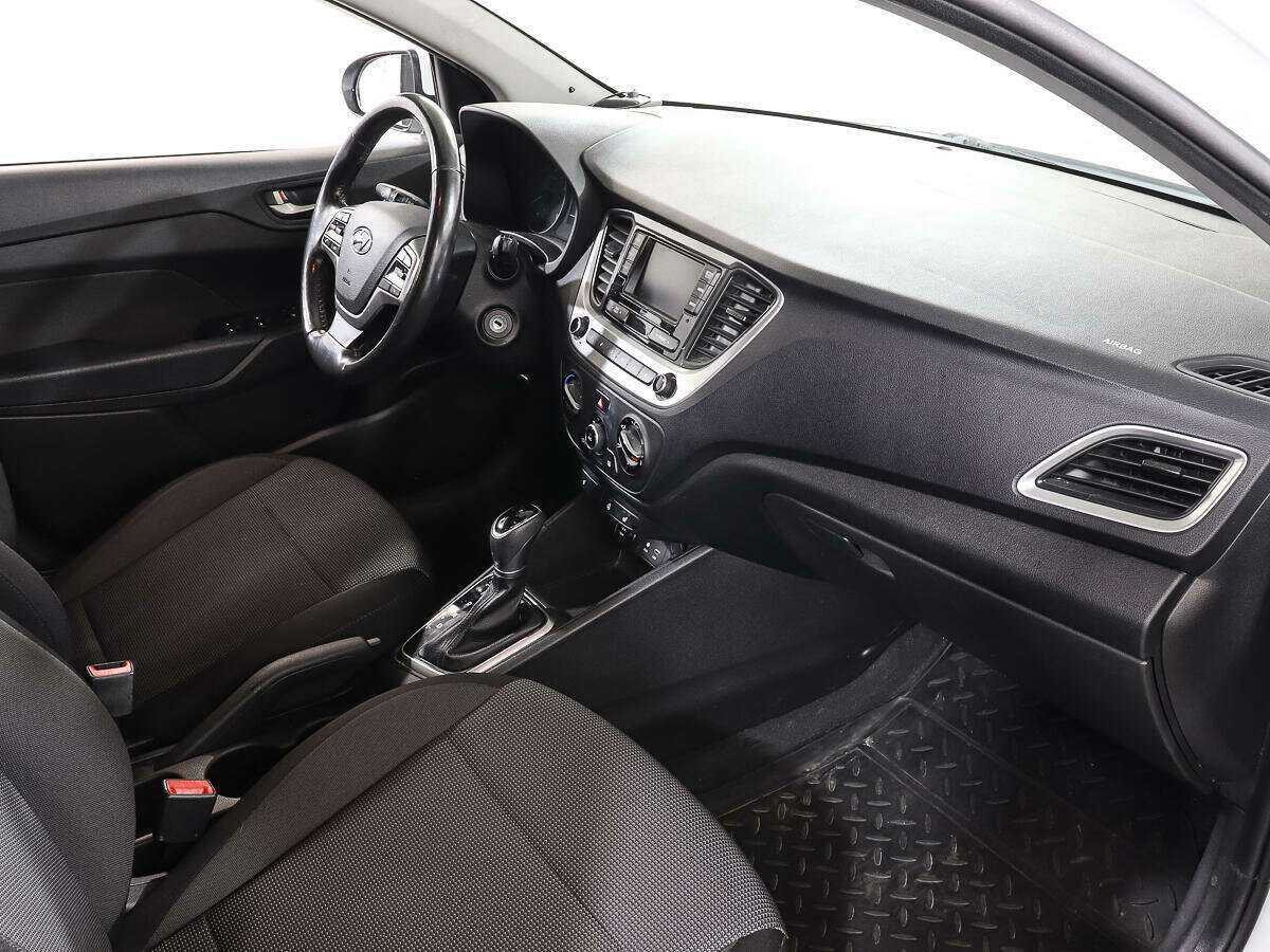 Hyundai Solaris б/у, 2017, Автоматическая. Фото: #8