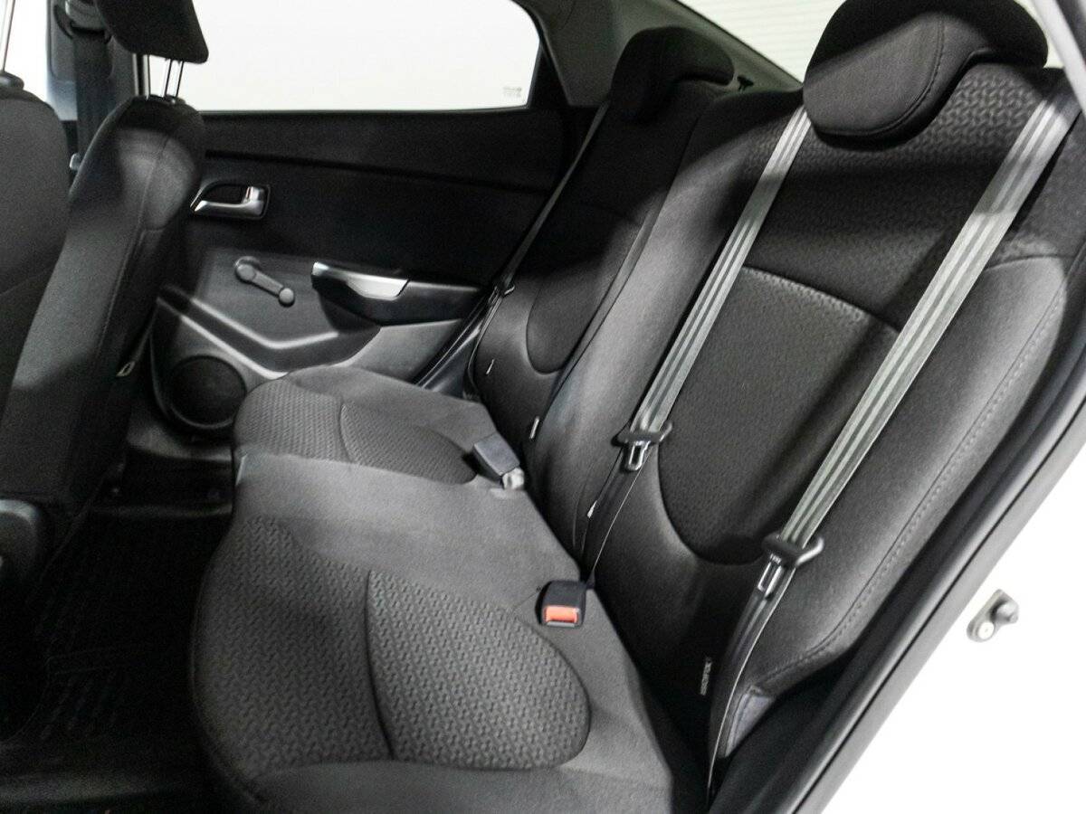 Kia Rio б/у, 2014, Автоматическая. Фото: #9