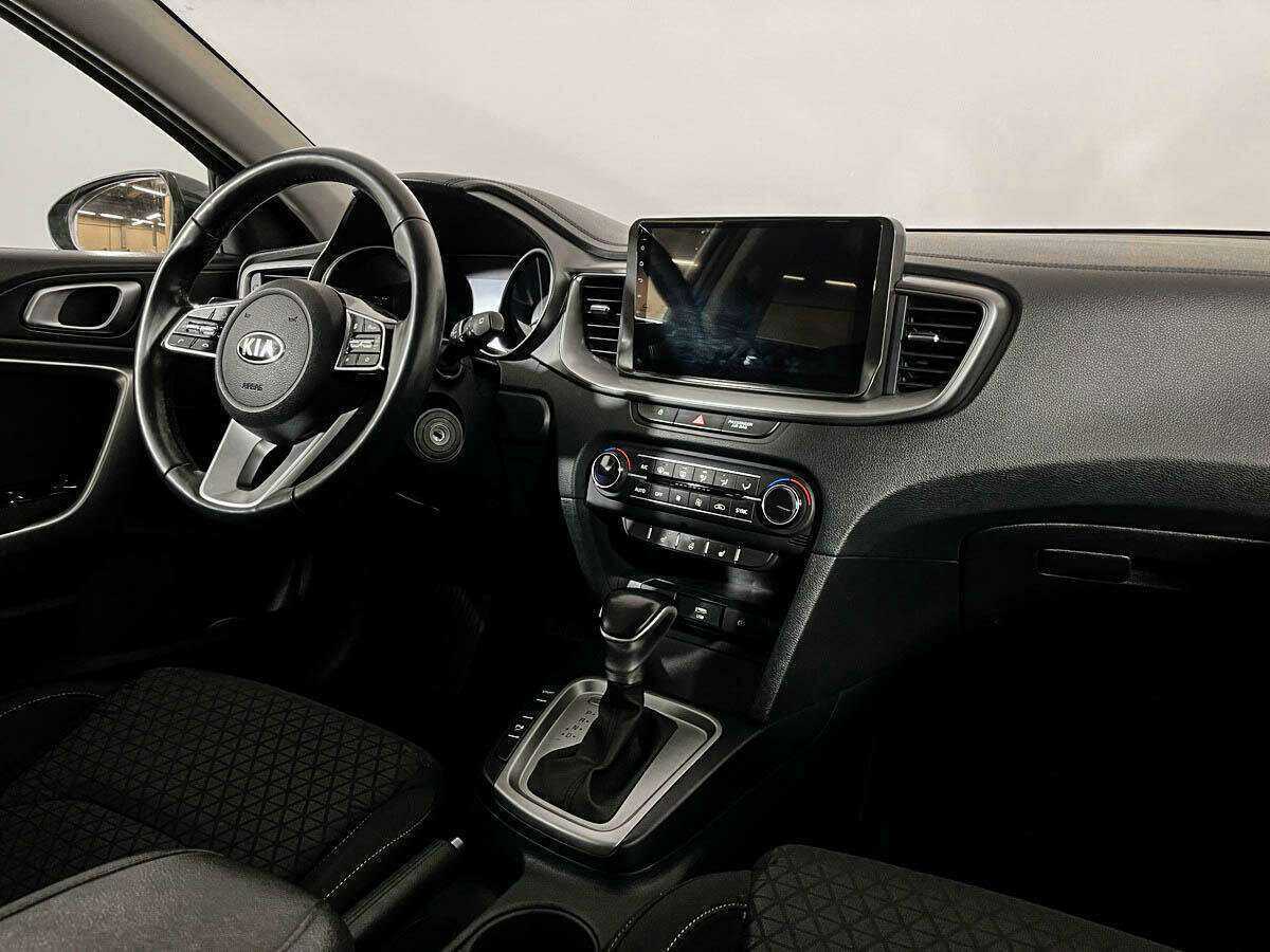 Kia Ceed б/у, 2020, Автоматическая. Фото: #6