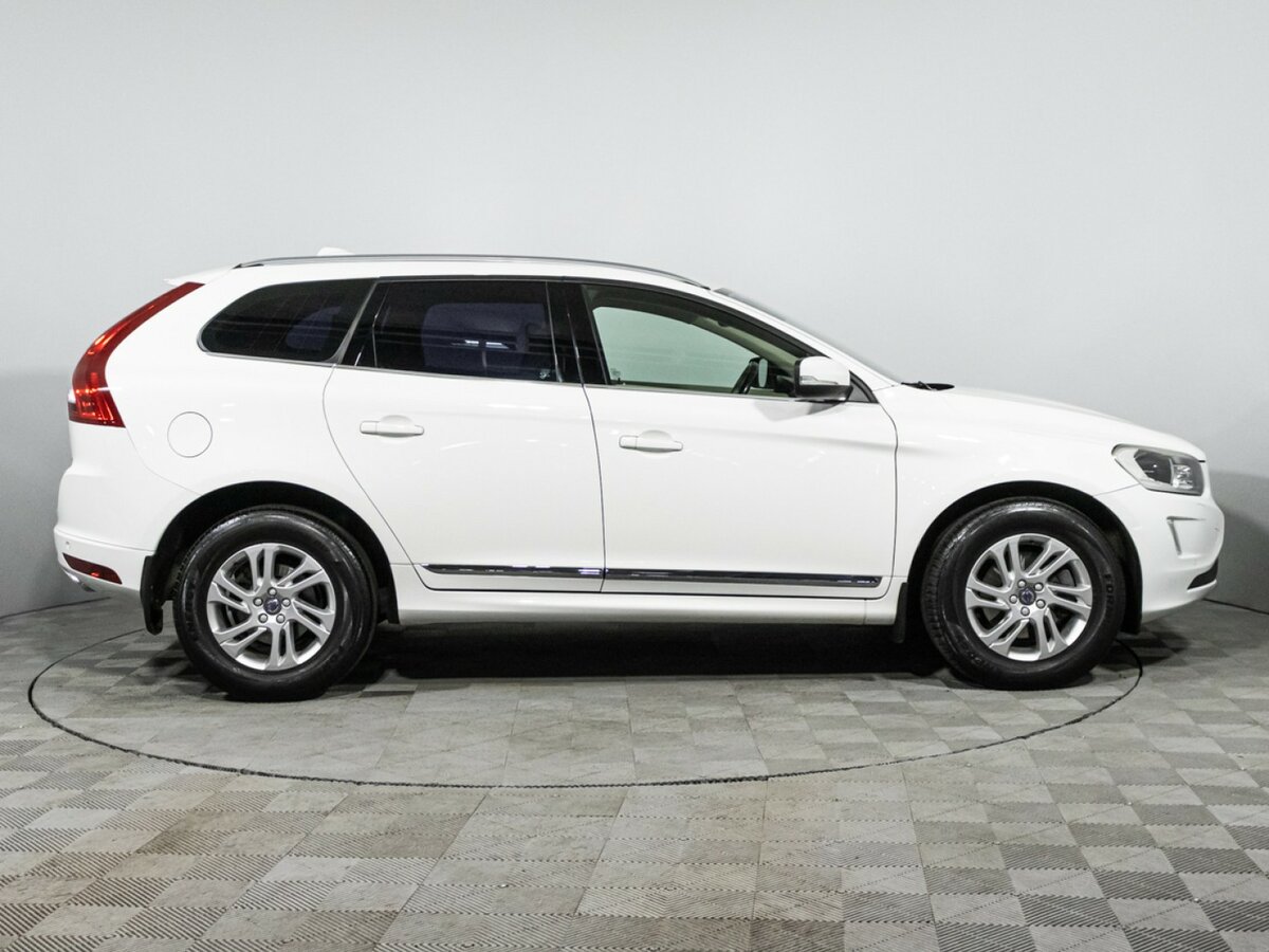 Volvo XC60 б/у, 2016, Автоматическая. Фото: #3