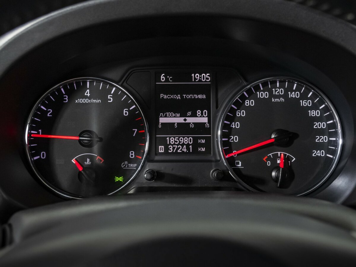 Nissan X-Trail б/у, 2014, Механическая. Фото: #9