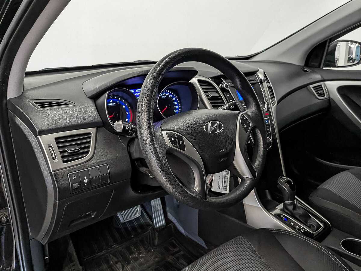 Hyundai i30 б/у, 2015, Автоматическая. Фото: #14