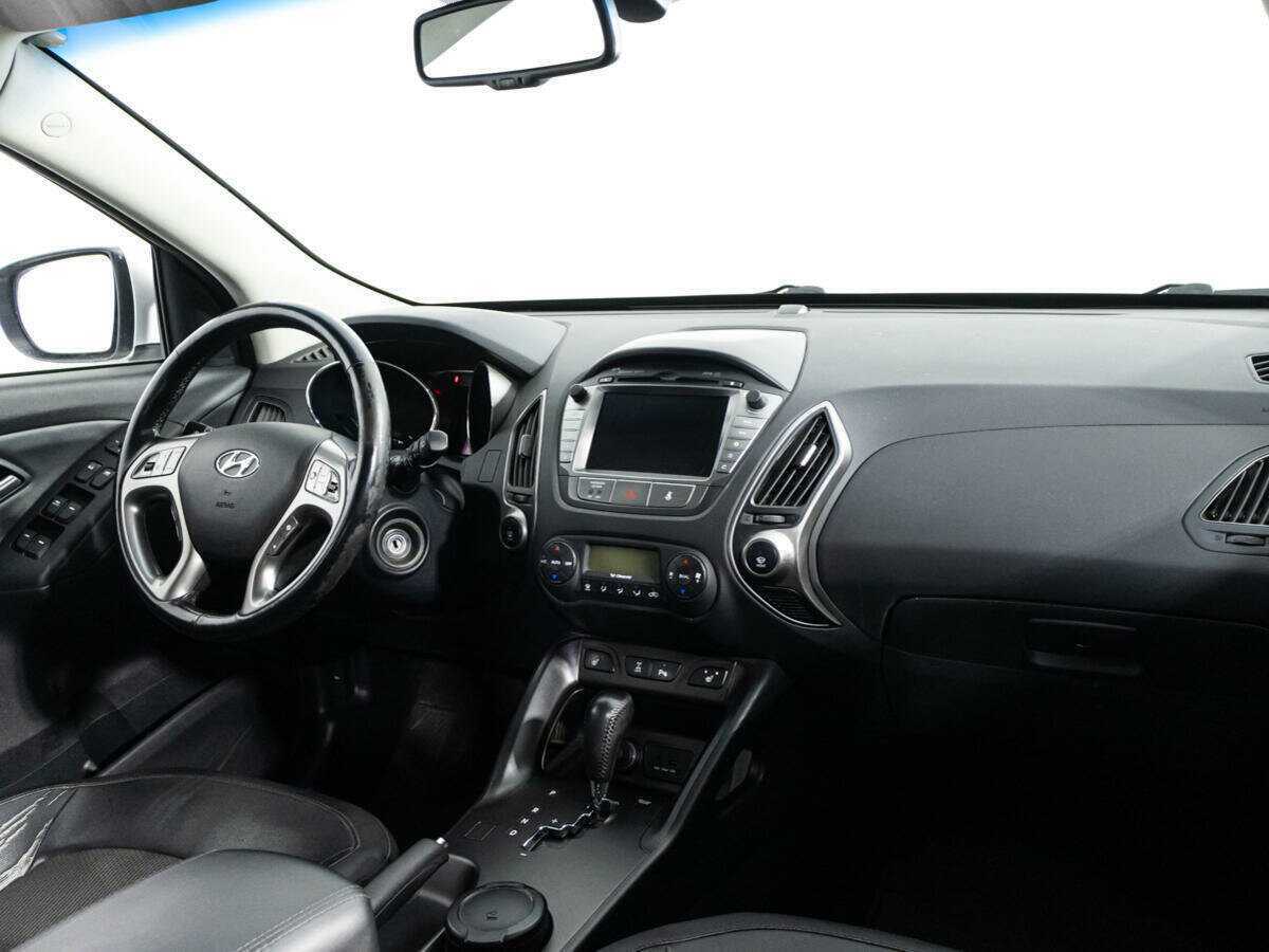 Hyundai ix35 б/у, 2013, Автоматическая. Фото: #8