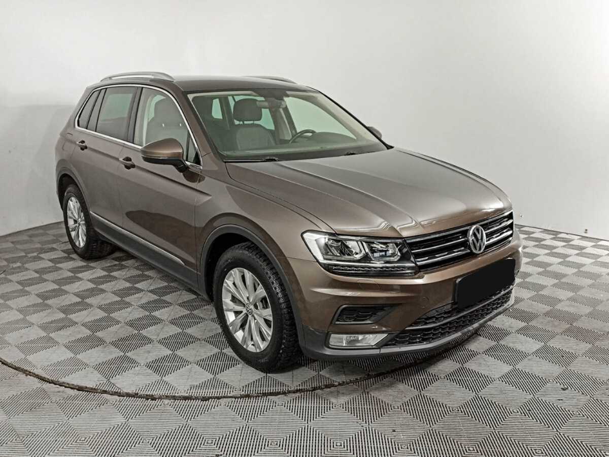 Volkswagen Tiguan б/у, 2017, Роботизированная. Фото: #2