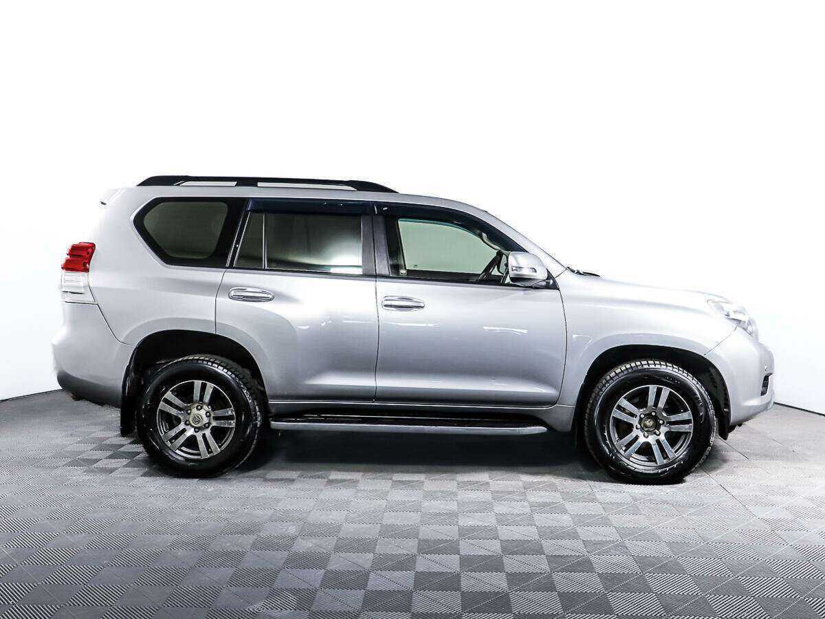 Toyota Land Cruiser Prado б/у, 2012, Автоматическая. Фото: #3