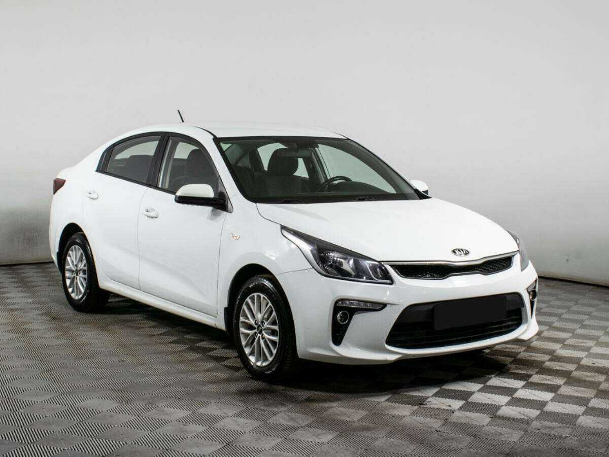 Kia Rio б/у, 2018, Механическая. Фото: #2