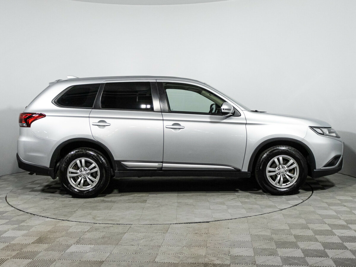 Mitsubishi Outlander б/у, 2019, Вариатор. Фото: #3