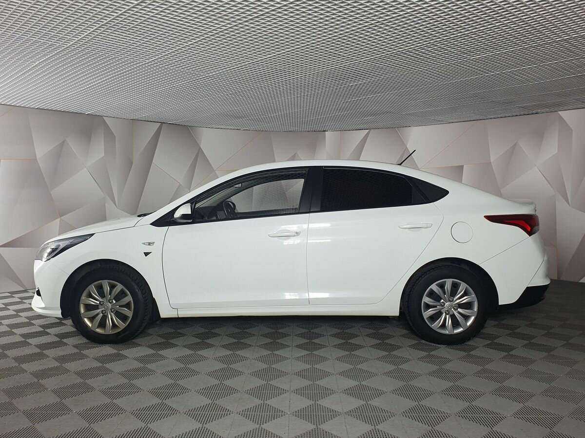 Hyundai Solaris б/у, 2021, Автоматическая. Фото: #2