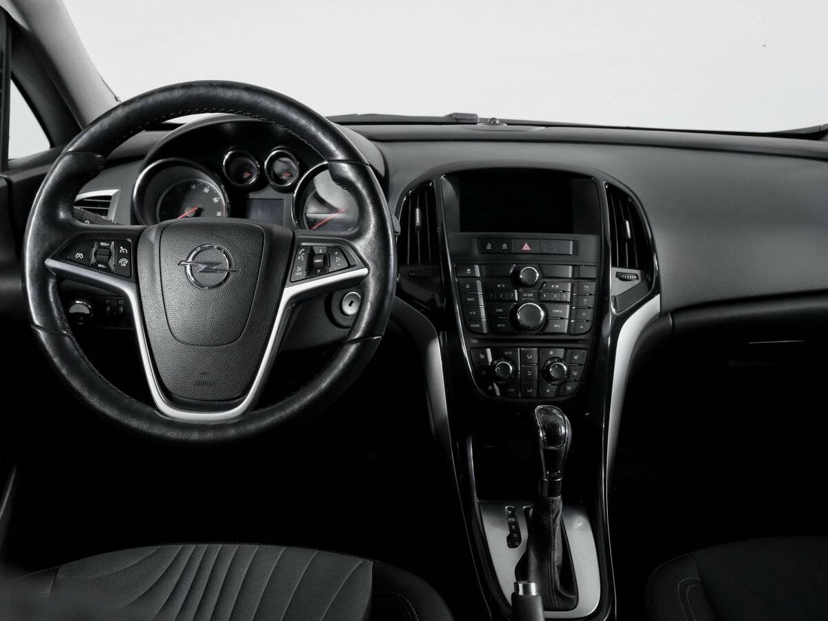 Opel Astra б/у, 2014, Автоматическая. Фото: #9