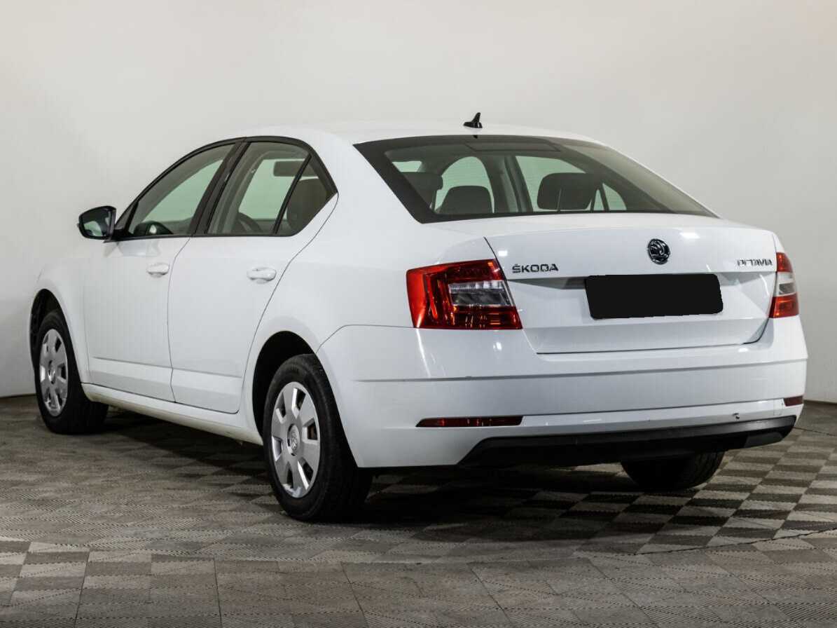 Skoda Octavia б/у, 2019, Механическая. Фото: #6