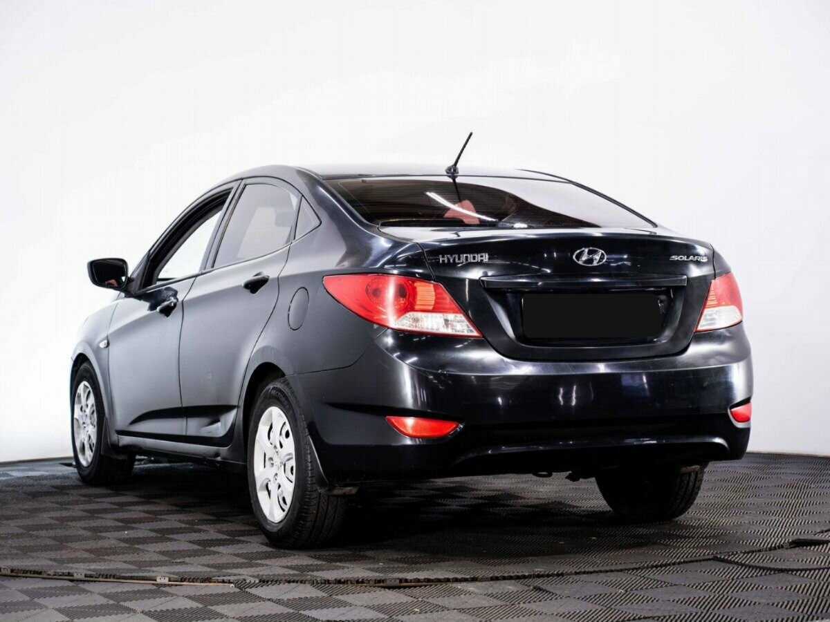 Hyundai Solaris б/у, 2013, Механическая. Фото: #3