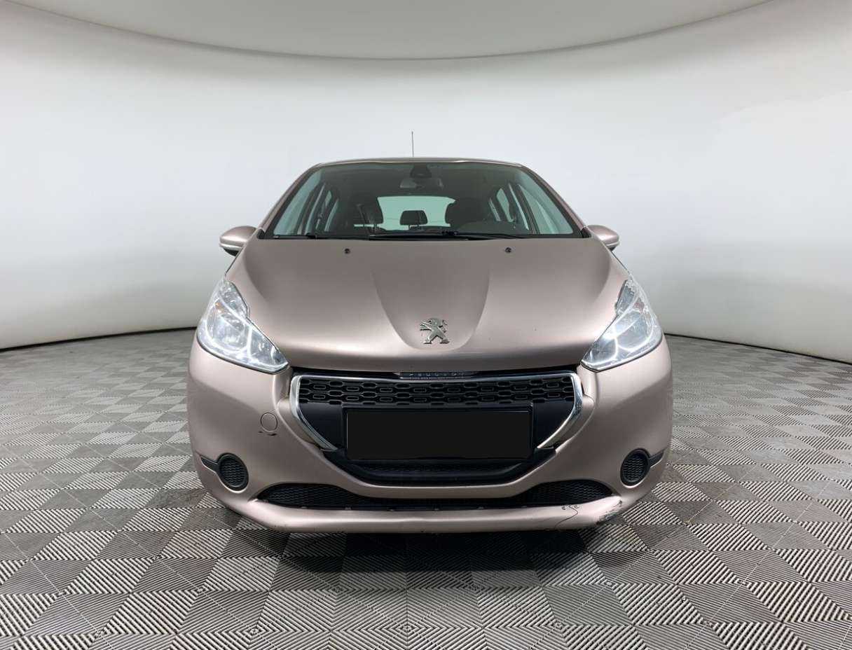 Peugeot 208 б/у, 2013, Автоматическая. Фото: #1