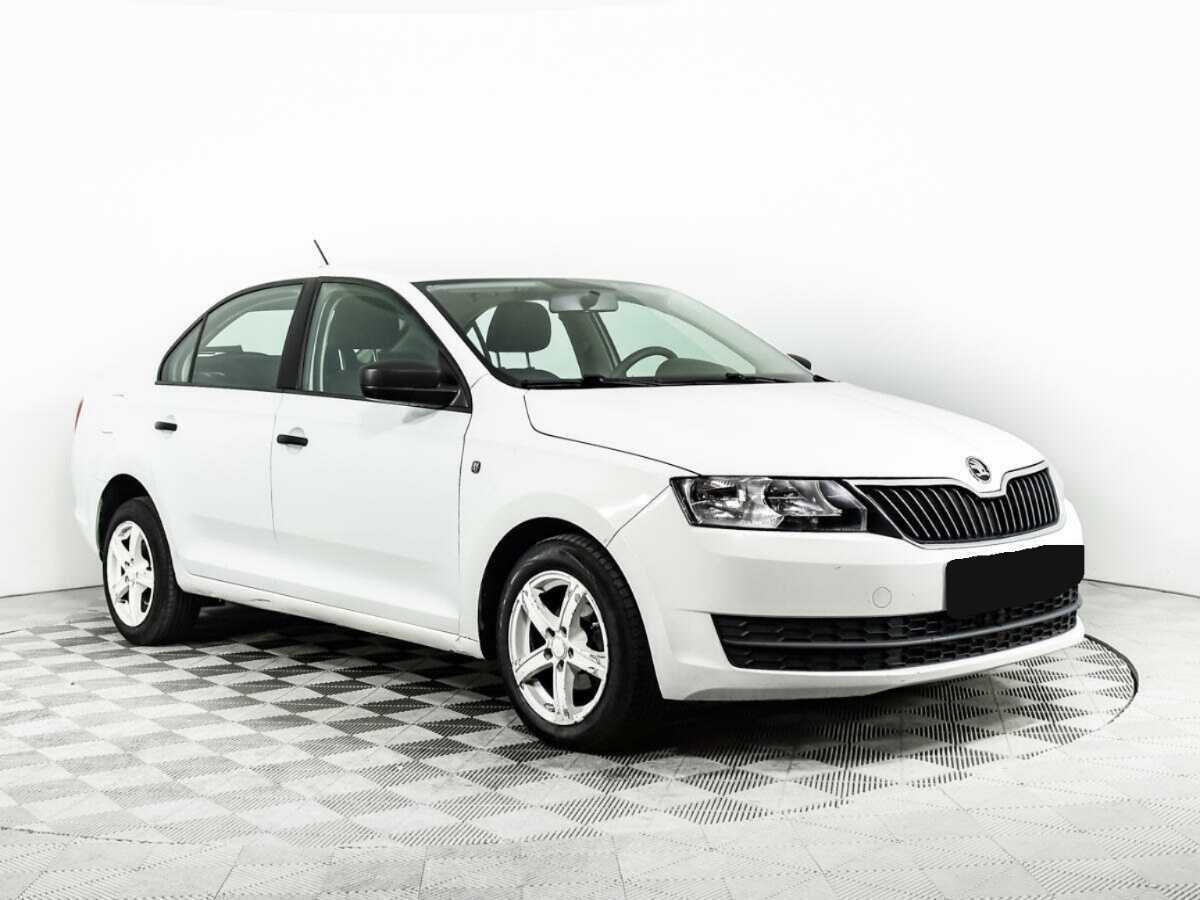 Skoda Rapid б/у, 2017, Механическая. Фото: #2