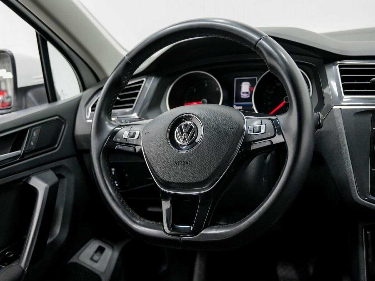 Volkswagen Tiguan б/у, 2018, Роботизированная. Фото: #11