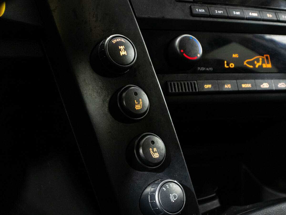 SsangYong Kyron б/у, 2014, Автоматическая. Фото: #15