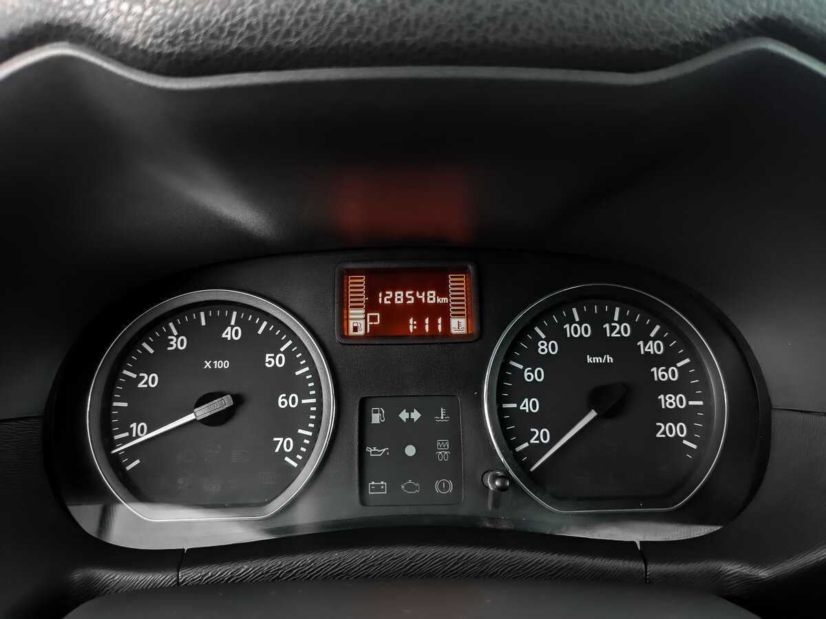 Nissan Terrano б/у, 2015, Автоматическая. Фото: #11