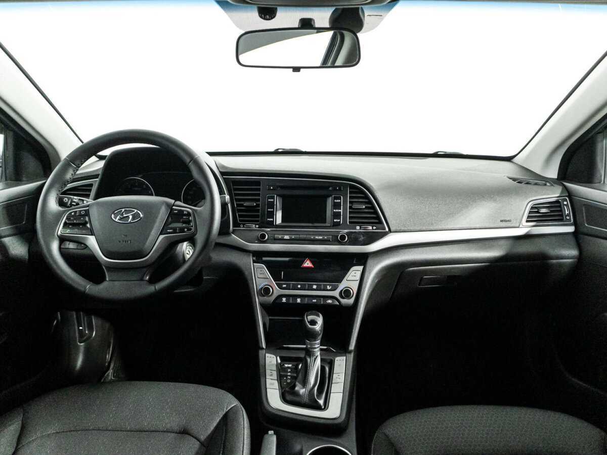 Hyundai Elantra б/у, 2017, Автоматическая. Фото: #12