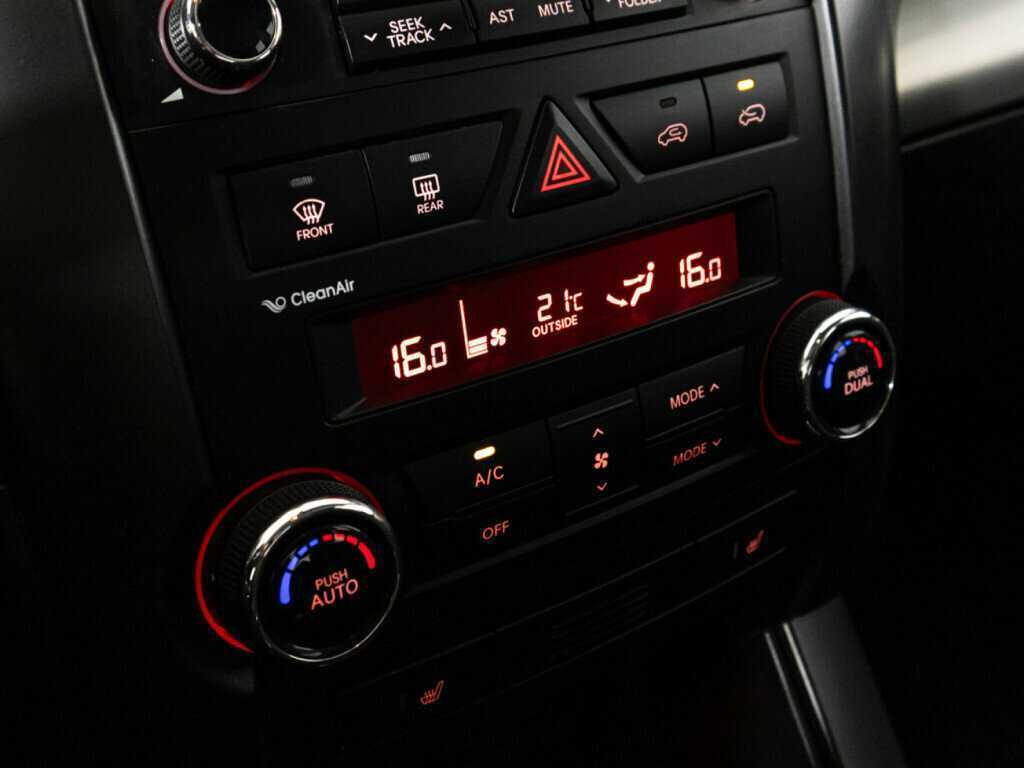 Kia Sorento б/у, 2012, Механическая. Фото: #14