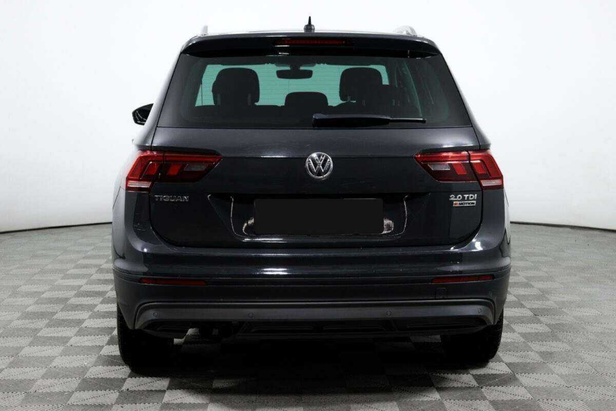 Volkswagen Tiguan б/у, 2017, Роботизированная. Фото: #5