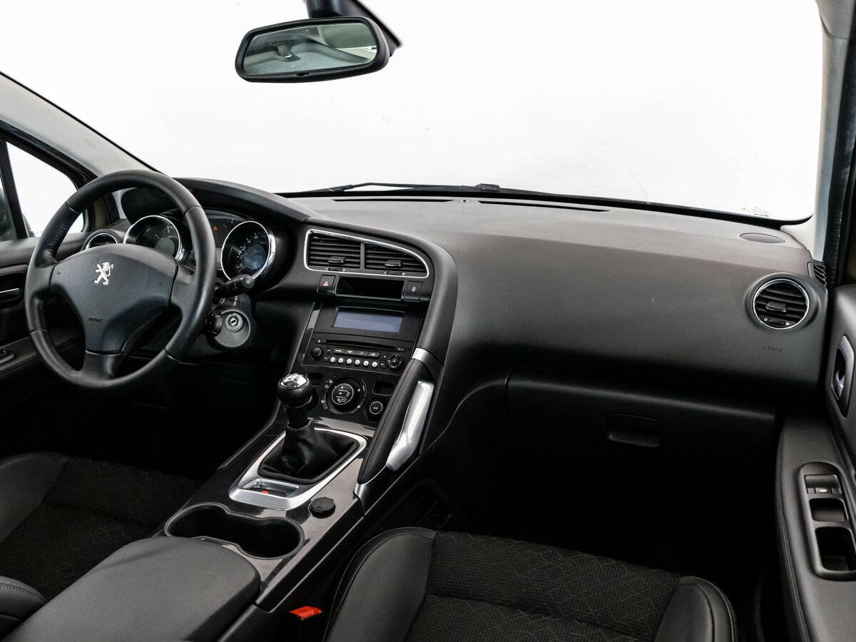Peugeot 3008 б/у, 2014, Механическая. Фото: #6