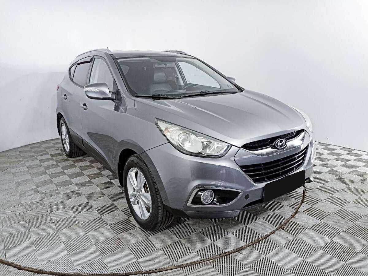 Hyundai ix35 б/у, 2012, Автоматическая. Фото: #2