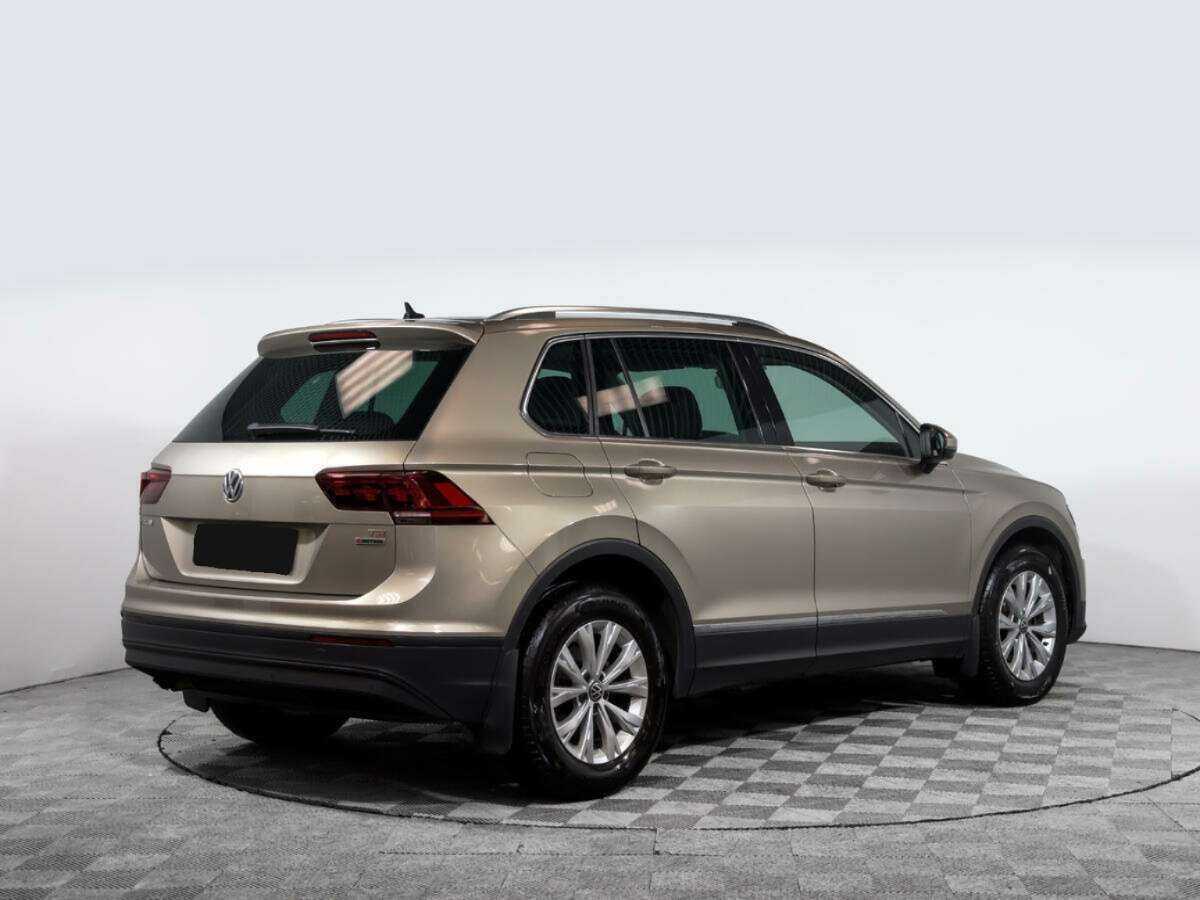 Volkswagen Tiguan б/у, 2017, Роботизированная. Фото: #3