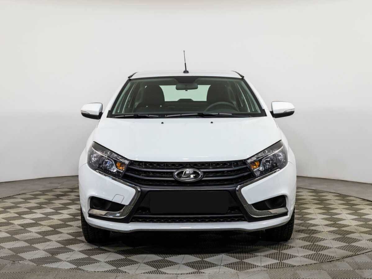 Lada (ВАЗ) Vesta б/у, 2022, Механическая. Фото: #1