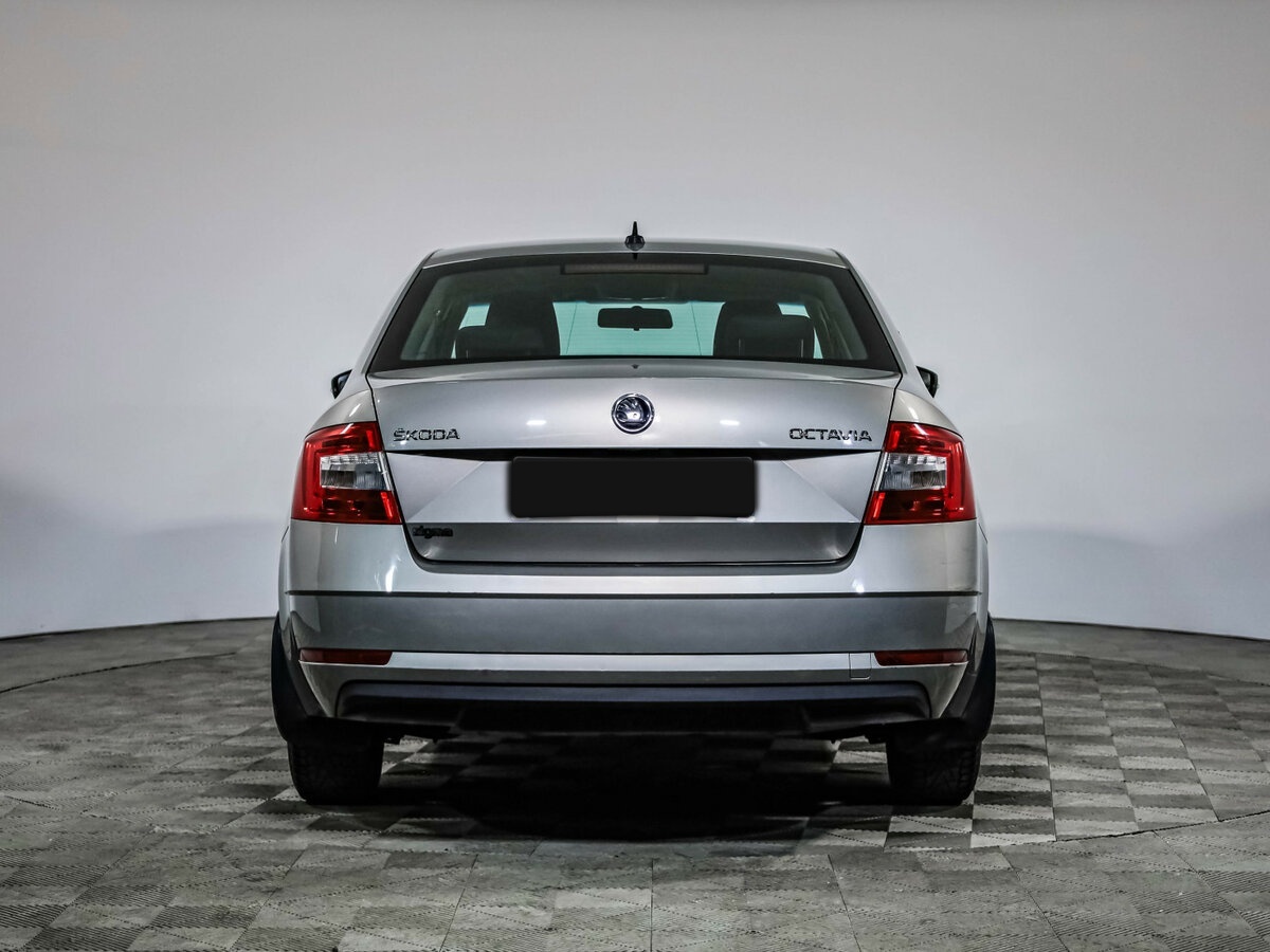 Skoda Octavia б/у, 2018, Механическая. Фото: #4