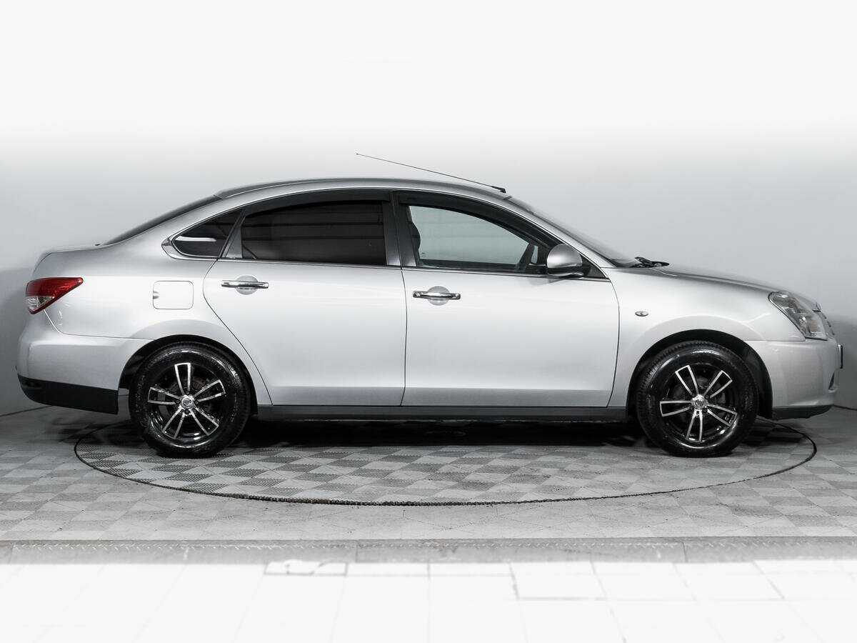 Nissan Almera б/у, 2017, Механическая. Фото: #3
