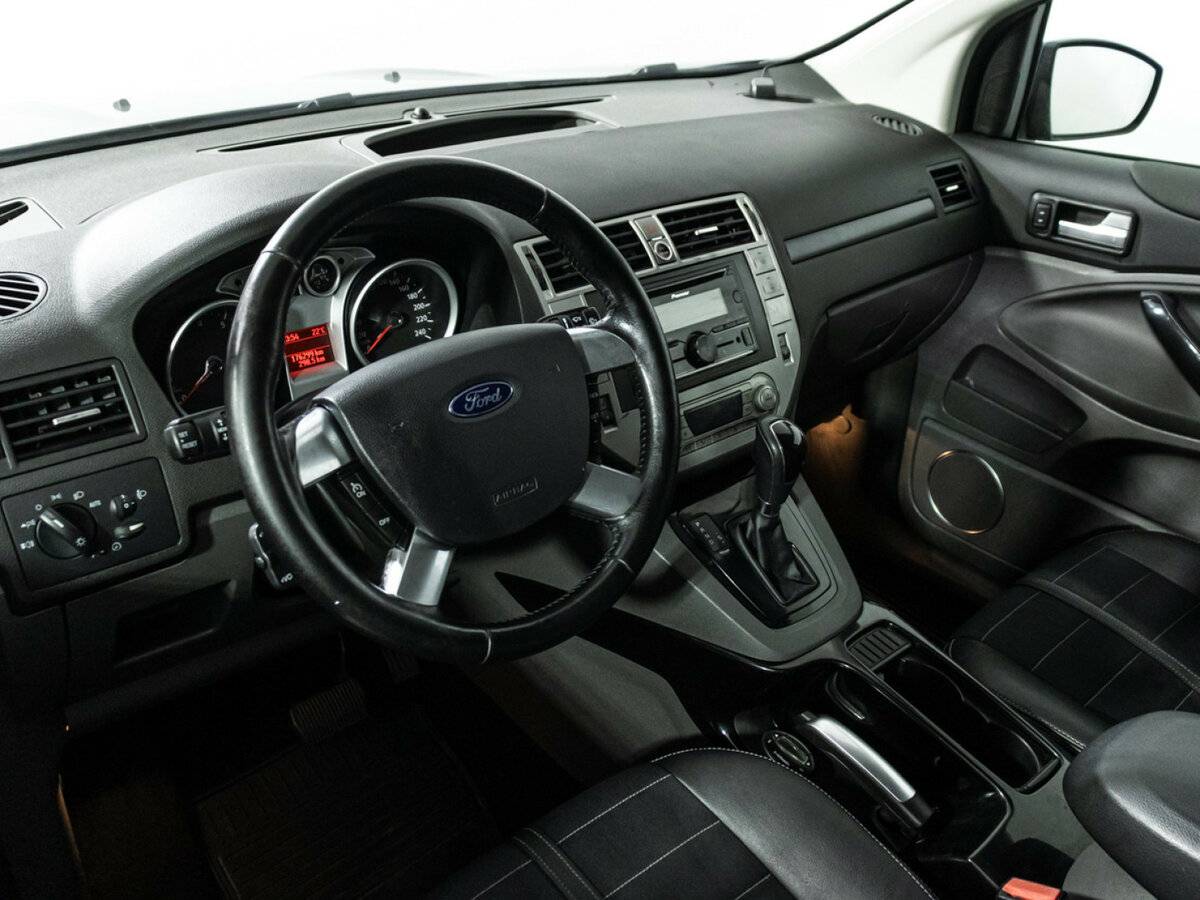 Ford Kuga б/у, 2012, Автоматическая. Фото: #10