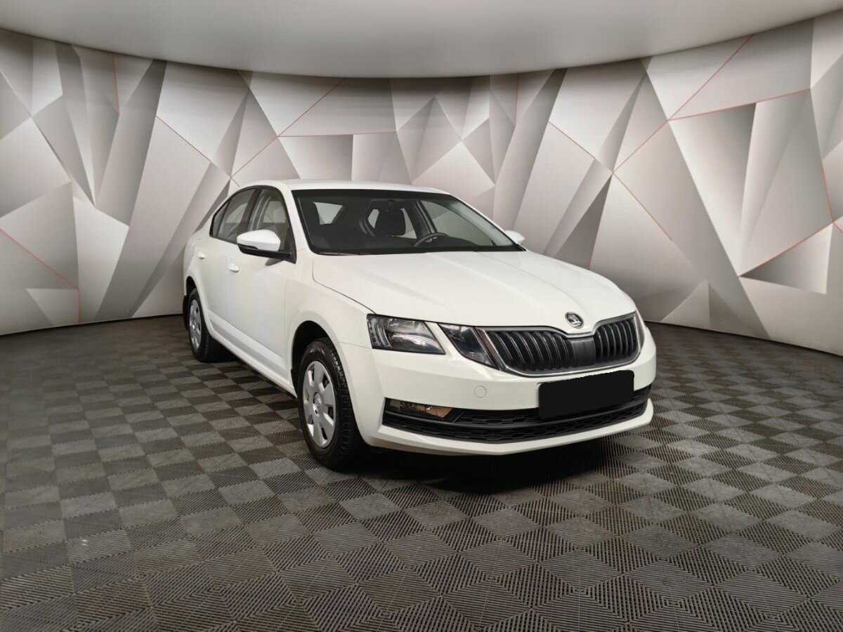 Skoda Octavia б/у, 2020, Автоматическая. Фото: #2