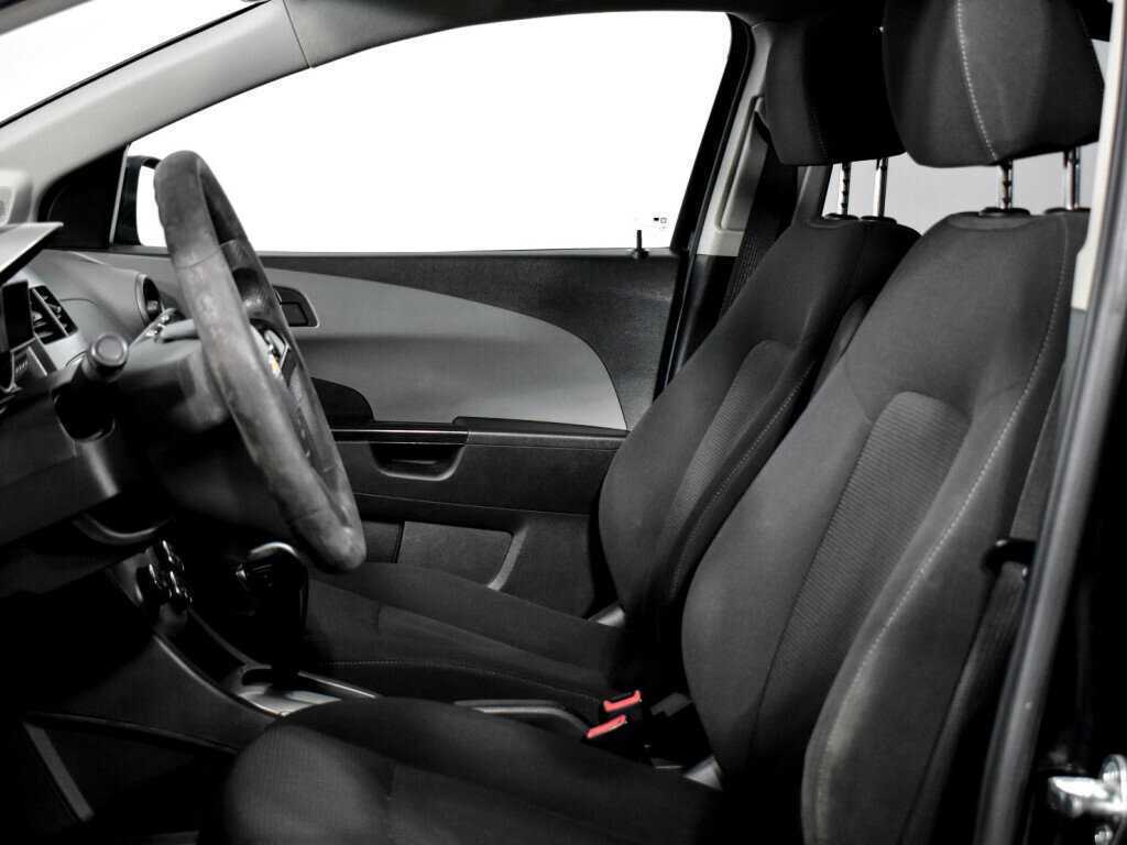 Chevrolet Aveo б/у, 2013, Автоматическая. Фото: #10