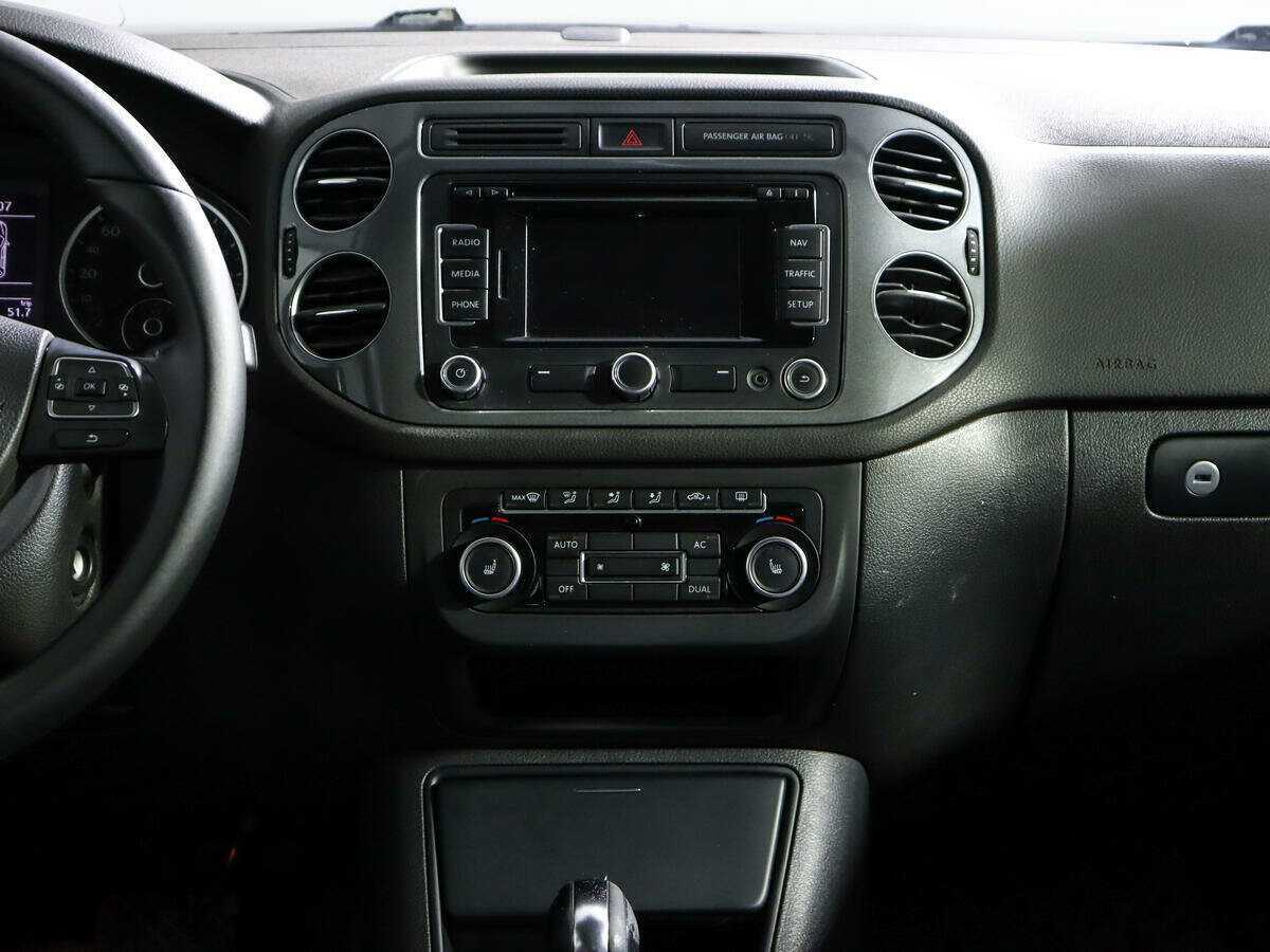 Volkswagen Tiguan б/у, 2012, Автоматическая. Фото: #10