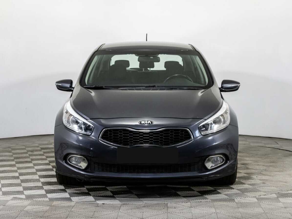 Kia Ceed б/у, 2014, Автоматическая. Фото: #1