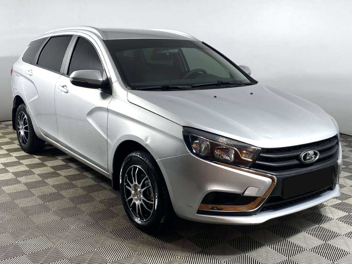 Lada (ВАЗ) Vesta б/у, 2021, Механическая. Фото: #2