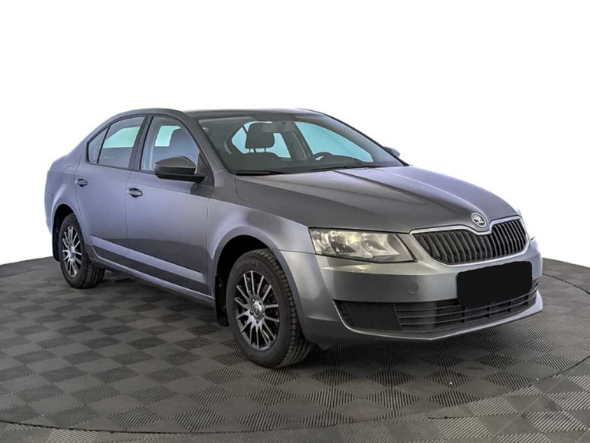 Skoda Octavia б/у, 2015, Механическая. Фото: #2