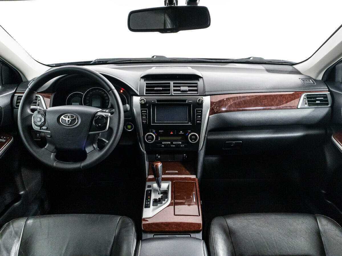 Toyota Camry б/у, 2013, Автоматическая. Фото: #12