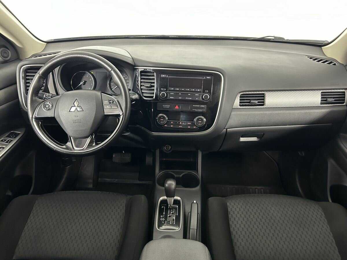 Mitsubishi Outlander б/у, 2015, Вариатор. Фото: #5