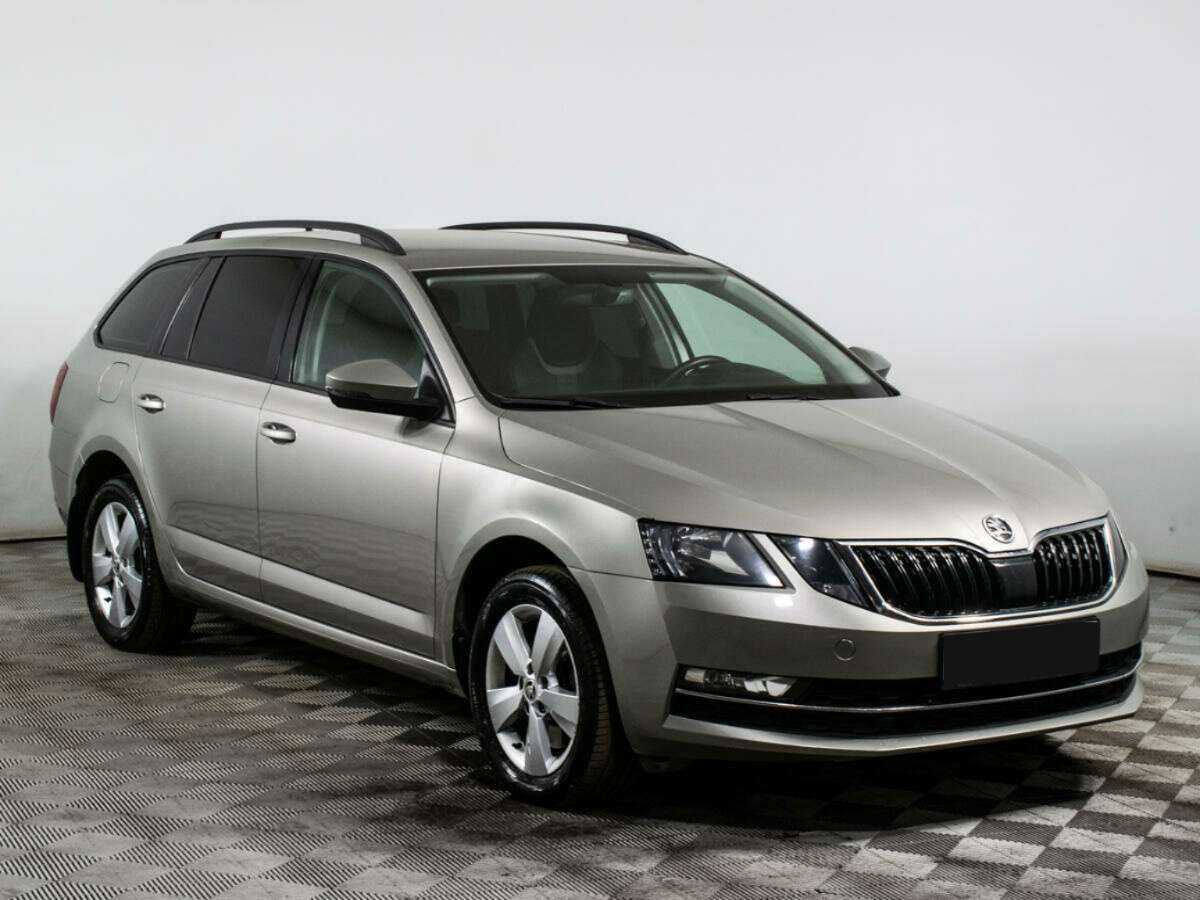 Skoda Octavia б/у, 2018, Роботизированная. Фото: #2