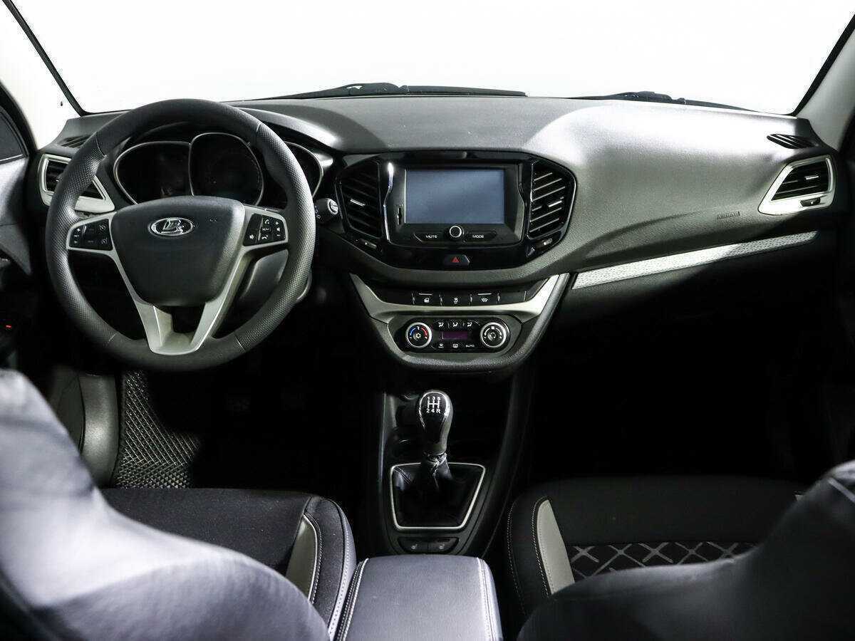 Lada (ВАЗ) Vesta б/у, 2019, Механическая. Фото: #9