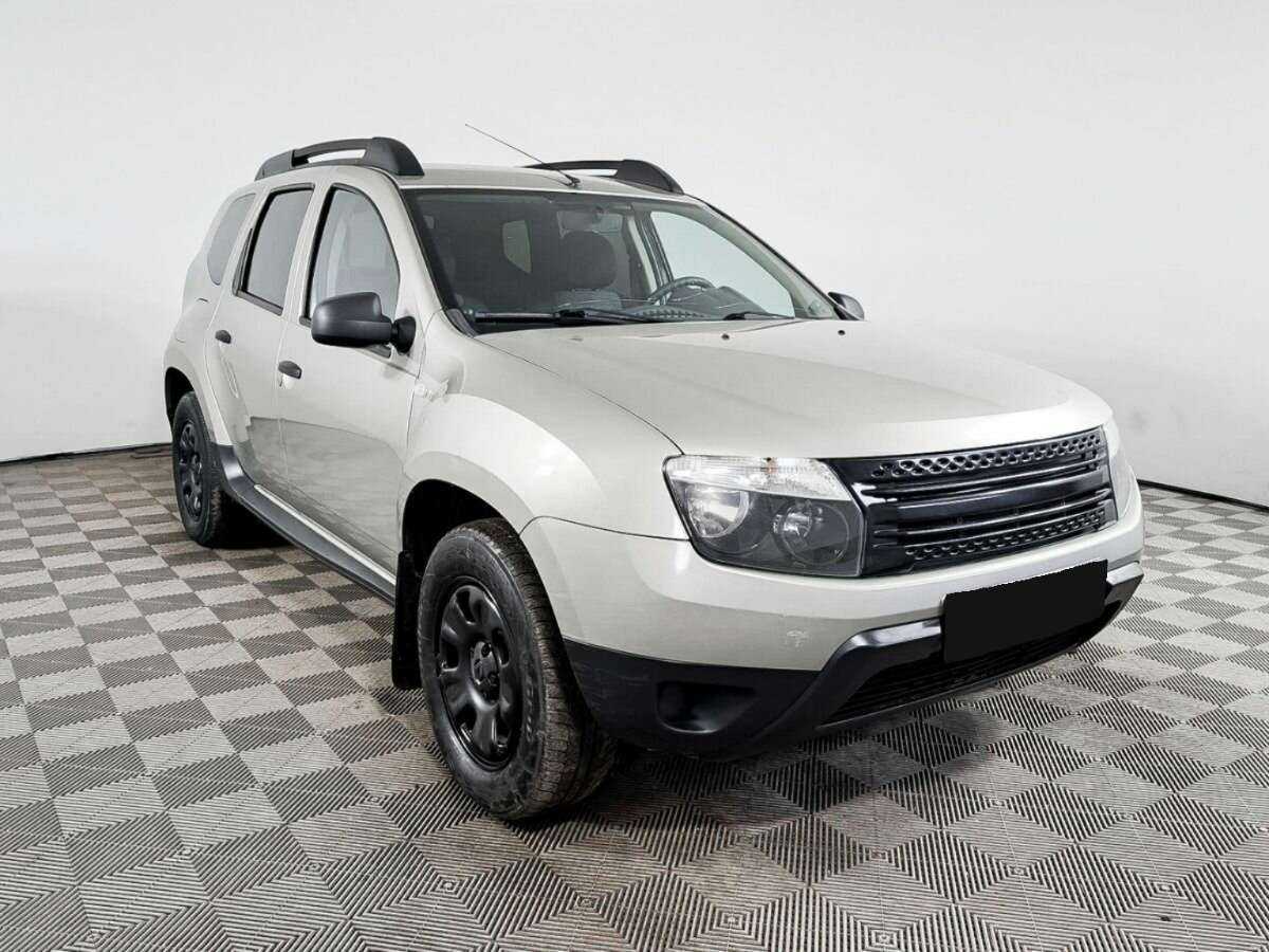 Renault Duster б/у, 2012, Механическая. Фото: #2