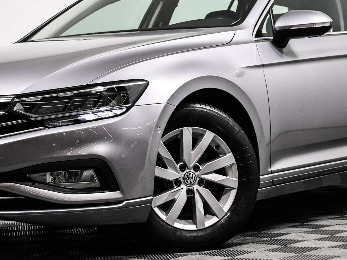 Volkswagen Passat б/у, 2019, Роботизированная. Фото: #14
