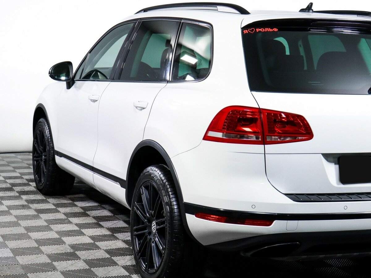 Volkswagen Touareg б/у, 2015, Автоматическая. Фото: #18