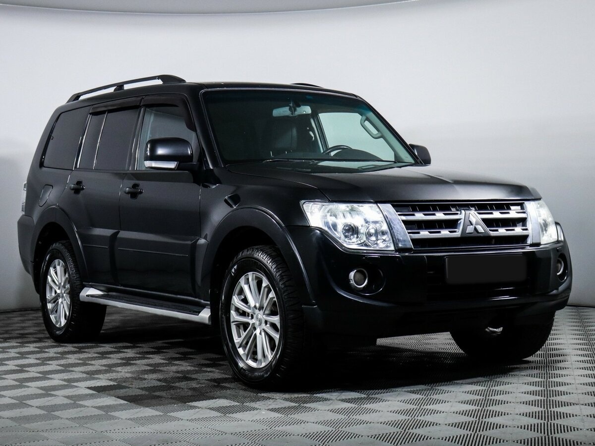 Mitsubishi Pajero б/у, 2012, Автоматическая. Фото: #2