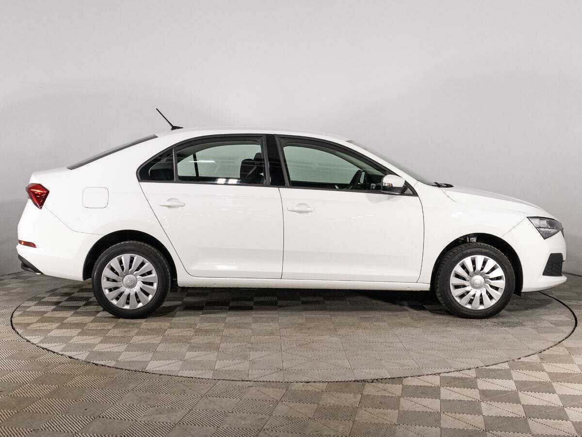 Skoda Rapid б/у, 2021, Автоматическая. Фото: #3