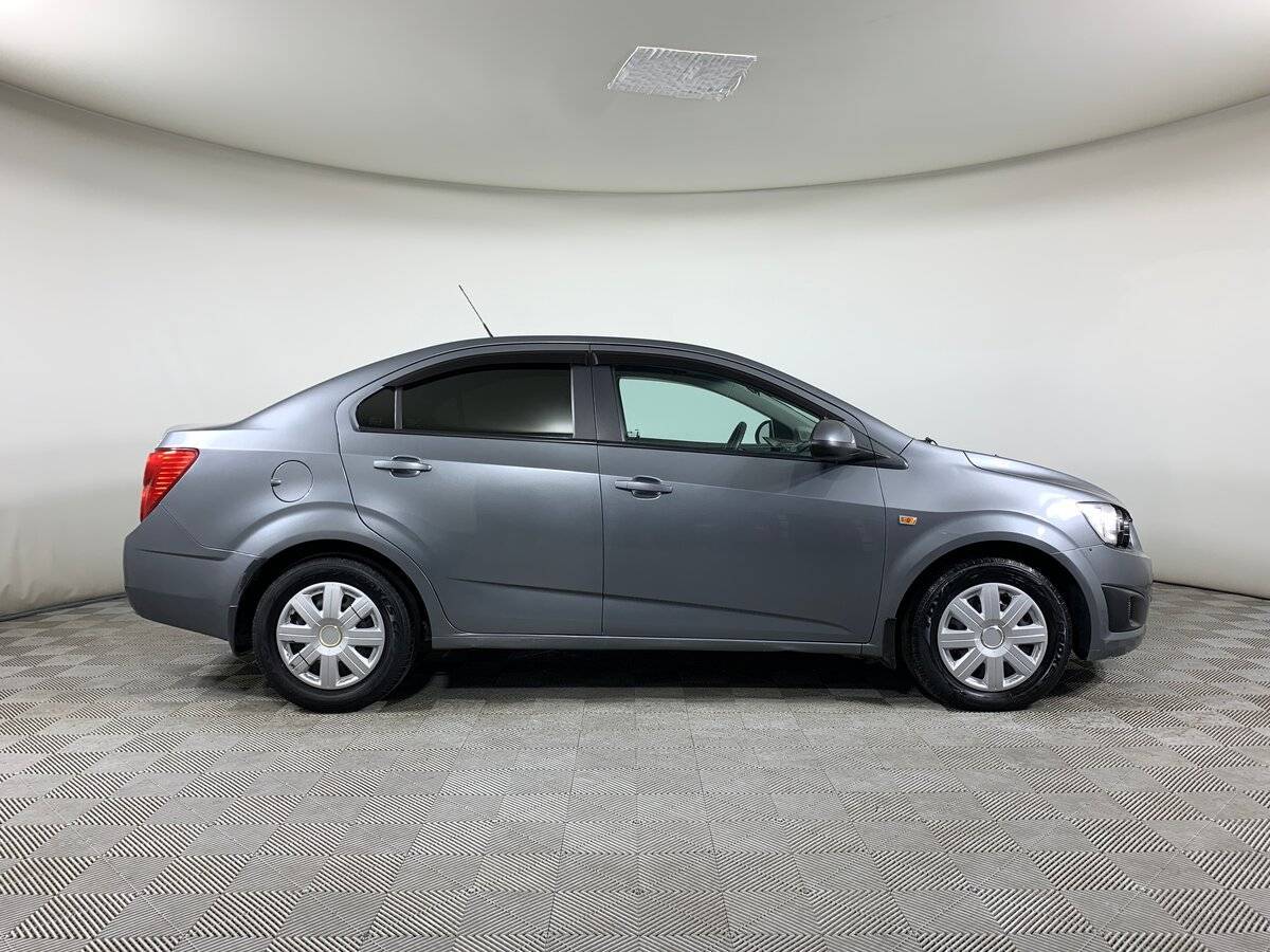 Chevrolet Aveo б/у, 2014, Автоматическая. Фото: #3