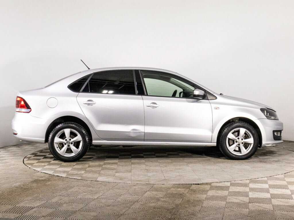 Volkswagen Polo б/у, 2016, Автоматическая. Фото: #3