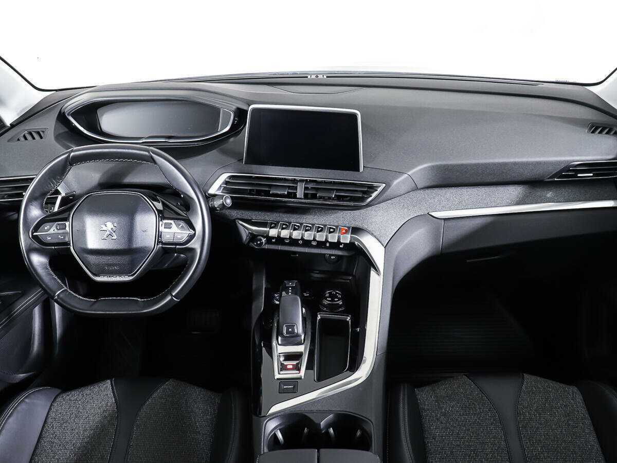 Peugeot 3008 б/у, 2017, Автоматическая. Фото: #10